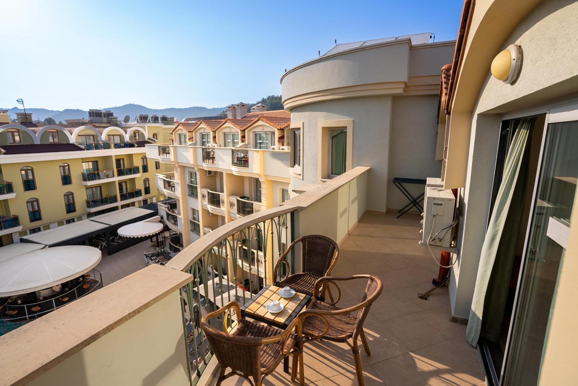 Club Karakas Apart Otel Marmaris Eksteriør bilde