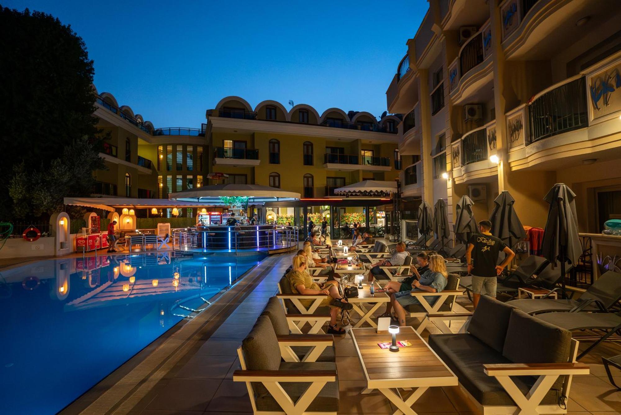 Club Karakas Apart Otel Marmaris Eksteriør bilde